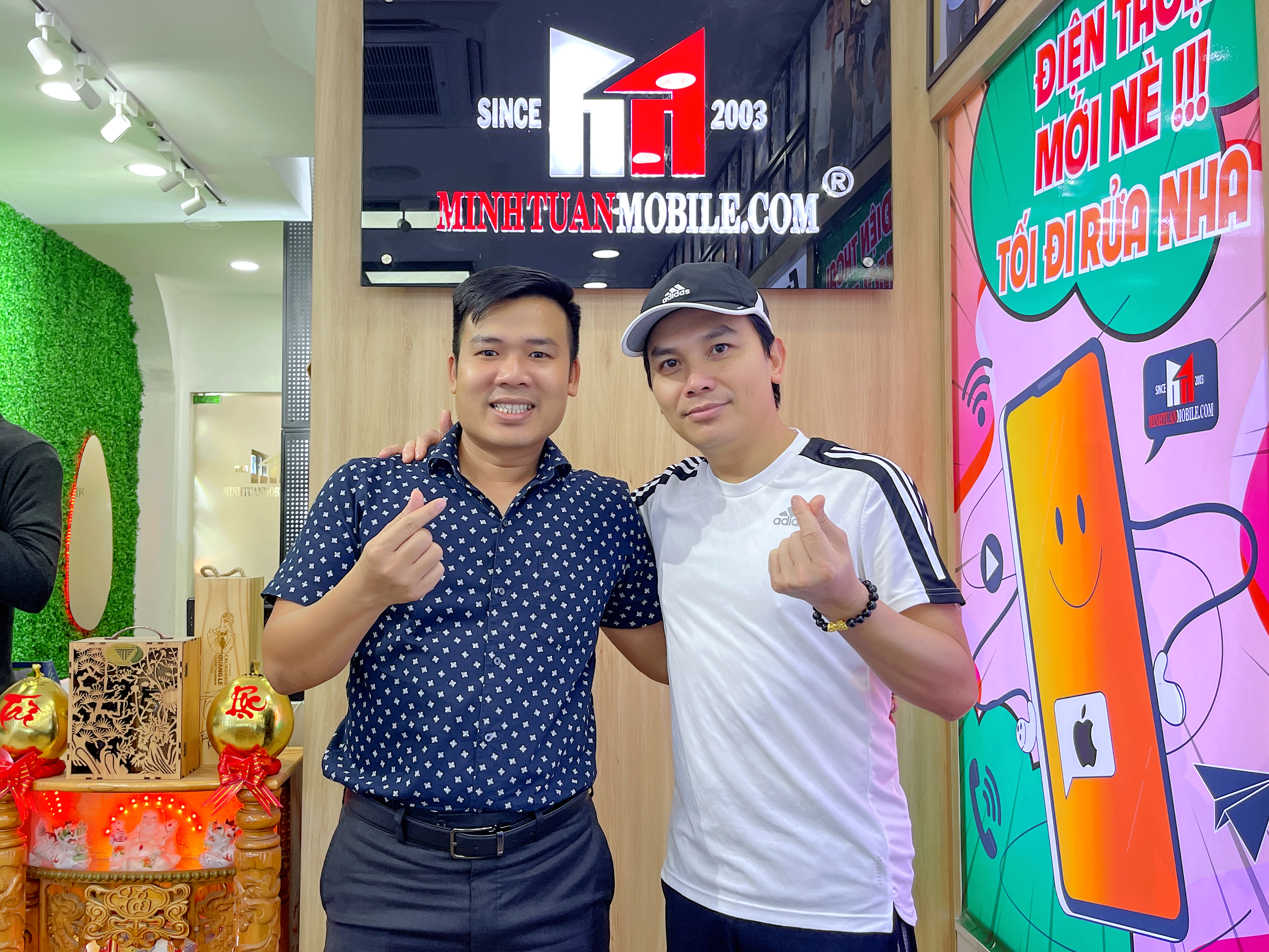 MINH TUẤN BẤT NGỜ ĐƯỢC GIỌNG CA TRỨ DANH HẢI NGOẠI - CA SỸ MẠNH QUỲNH GHÉ ỦNG HỘ