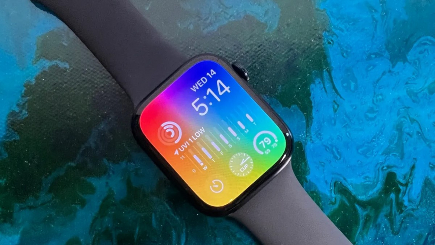 Apple Watch Series 8 pin dùng được bao lâu?