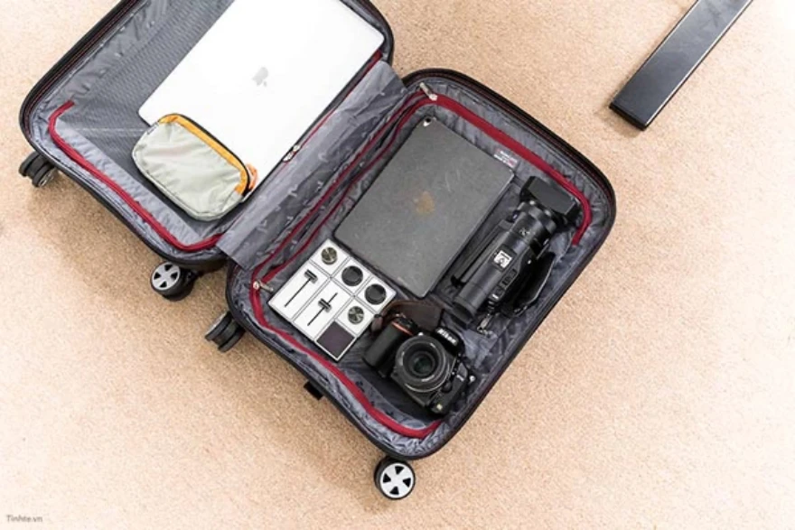 Mẹo bảo quản các thiết bị công nghệ khi đi du lịch