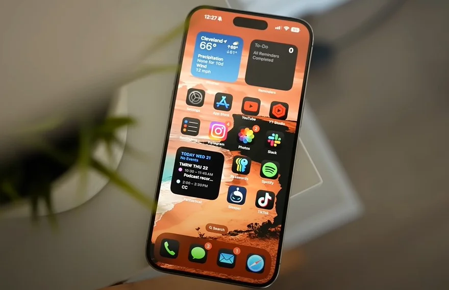 Đánh giá iPhone 15 Pro Max sau 1 năm sử dụng