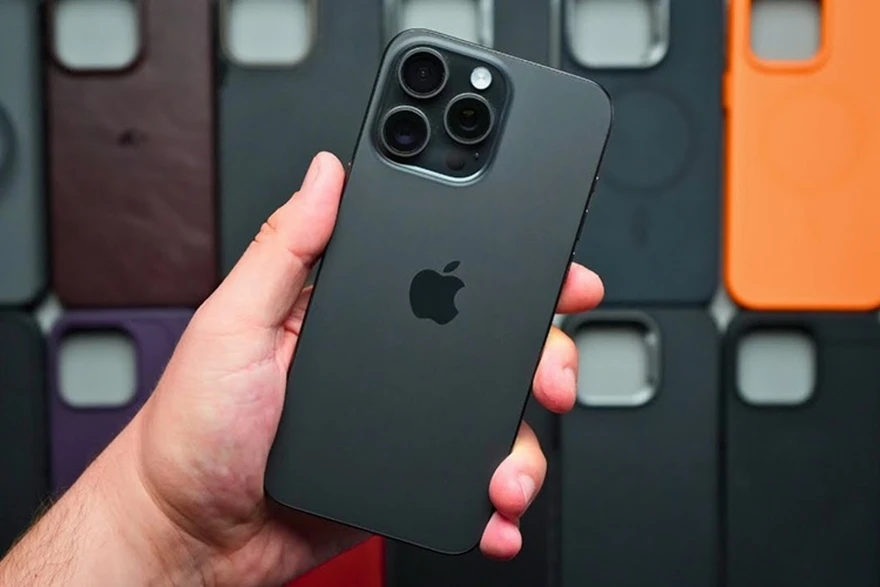 Cách chọn ốp lưng đẹp và bền dành cho iPhone 15