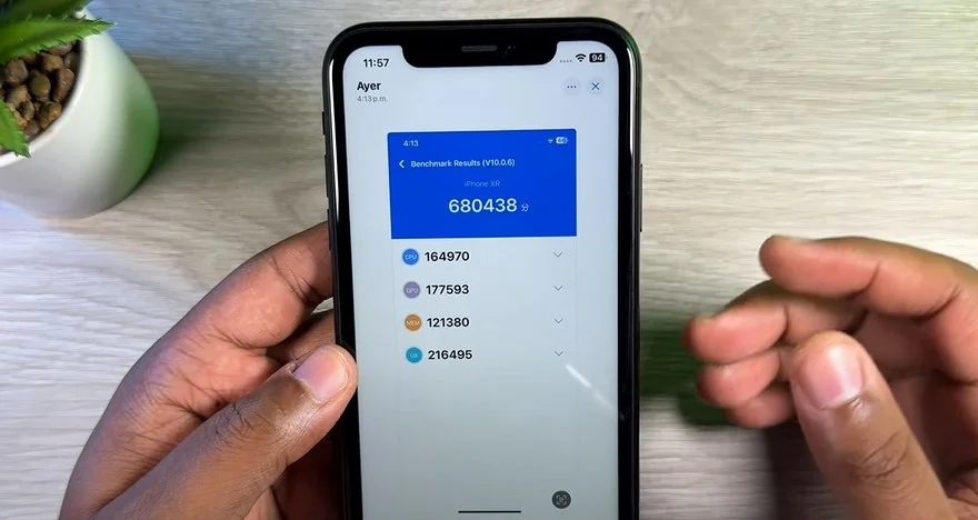 iPhone XR có nên cập nhật iOS 18?