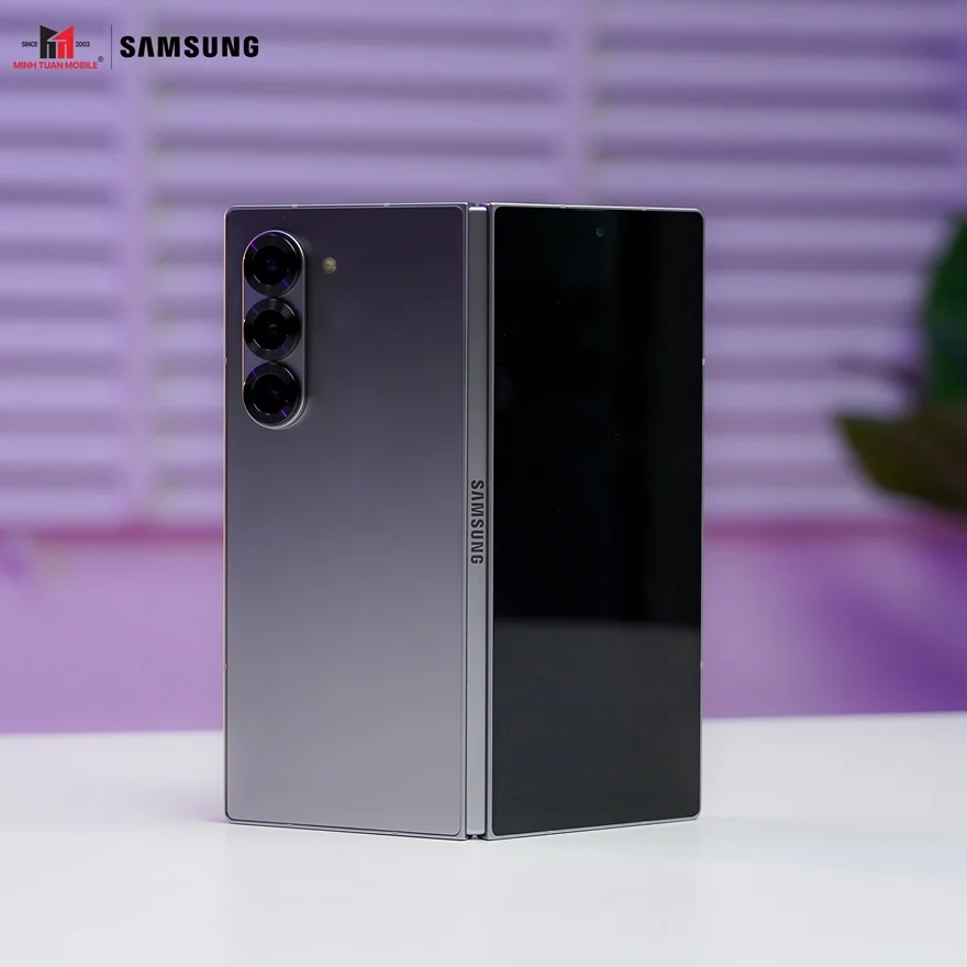 7 tính năng quan trọng cần xem xét khi mua điện thoại gập