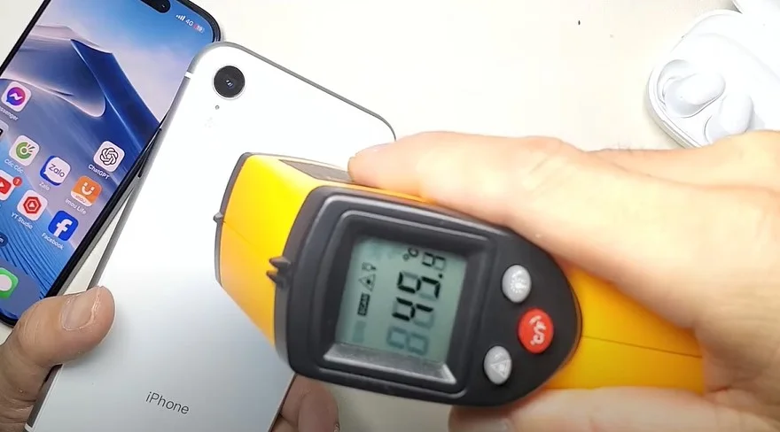 Đánh giá chi tiết iOS 18.1 trên iPhone XR