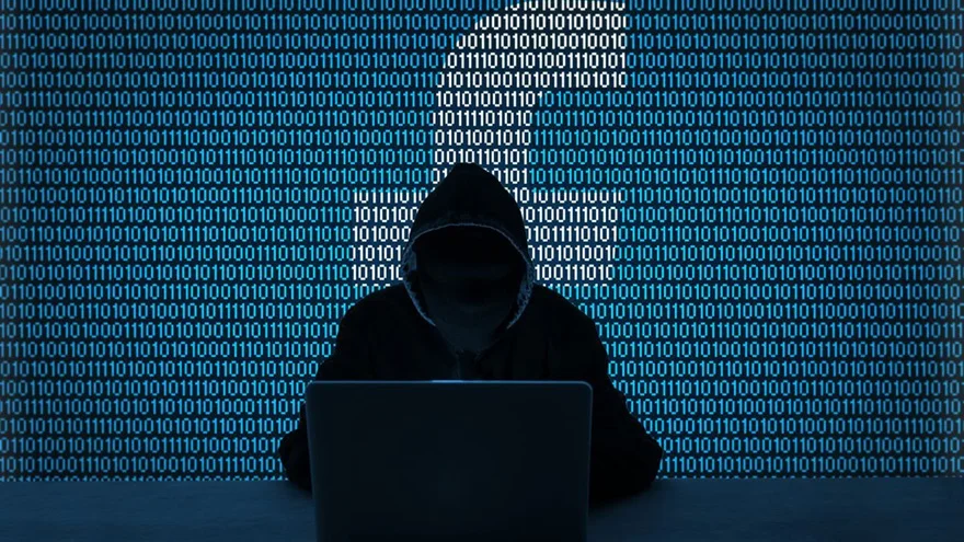 Mất tài khoản Facebook vì quảng cáo độc hại, cần cẩn trọng