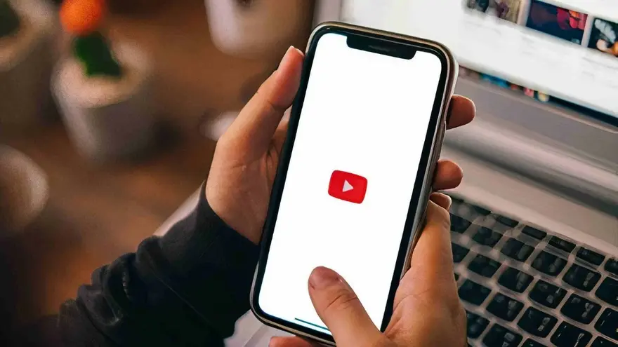 YouTube đã cho phép đăng video trực tiếp từ iPhone