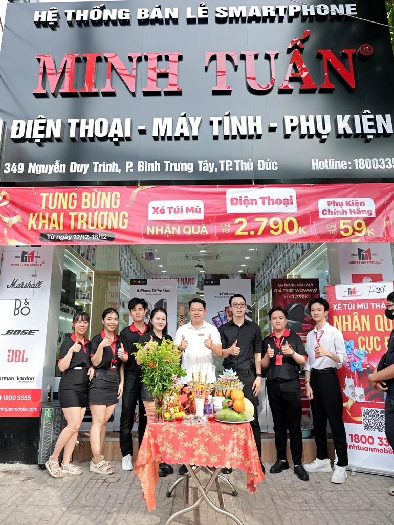 Minh Tuấn Mobile tưng bừng mừng khai trương chi nhánh Nguyễn Duy Trinh