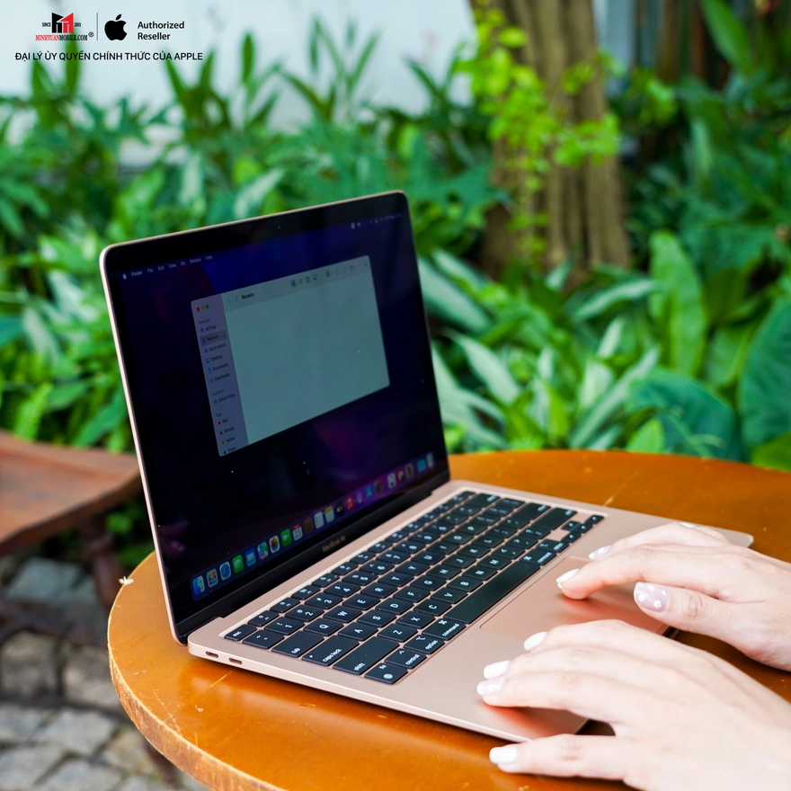 MacBook Air M1: Quá đáng đồng tiền ở thời điểm này