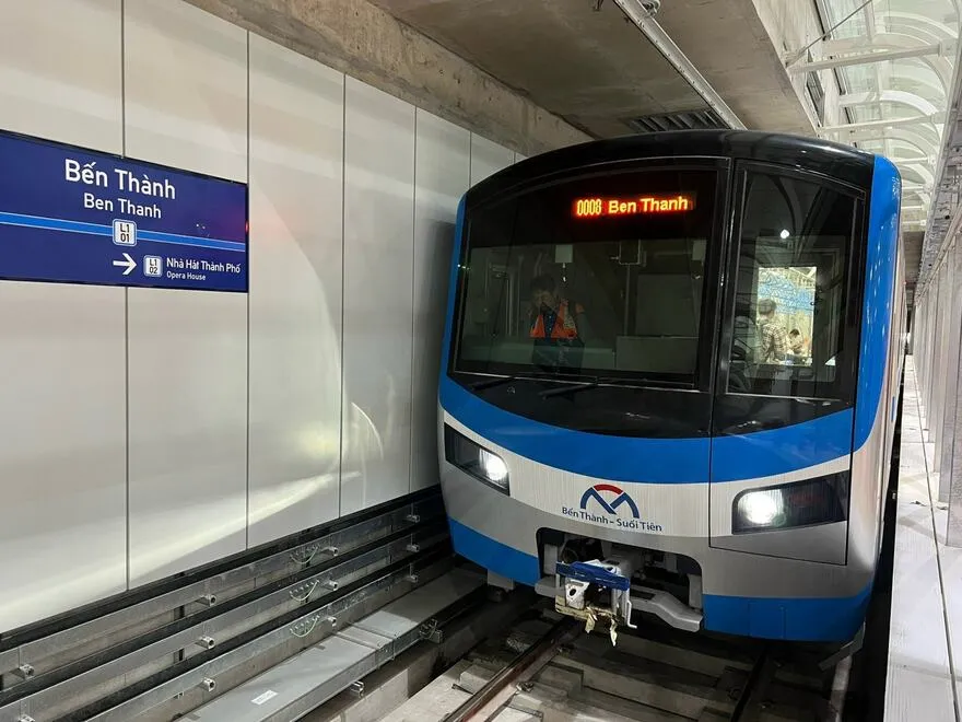 Cách đi tàu metro Bến Thành miễn phí