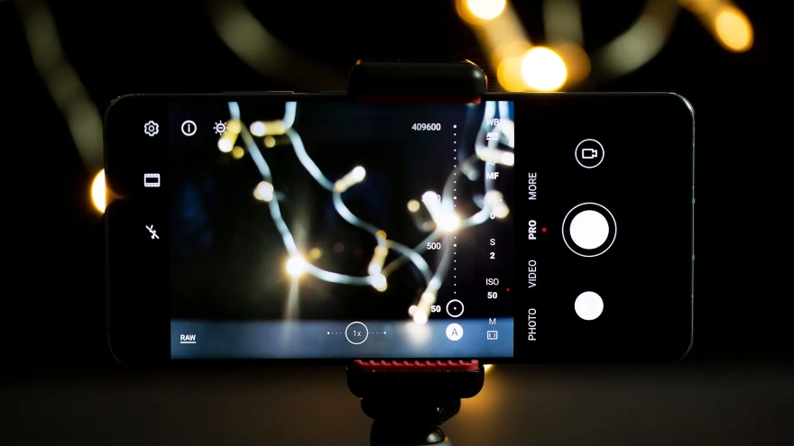 Bật mí cách chụp pháo hoa đẹp lung linh đêm giao thừa