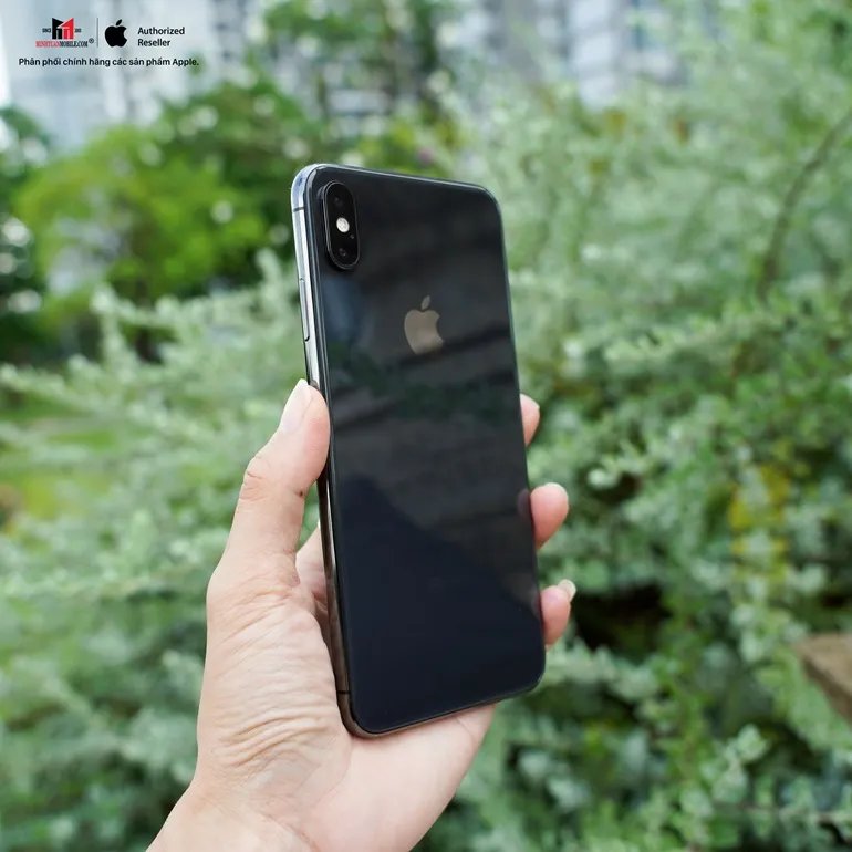 Năm 2025 rồi, iPhone Xs có còn đáng mua?