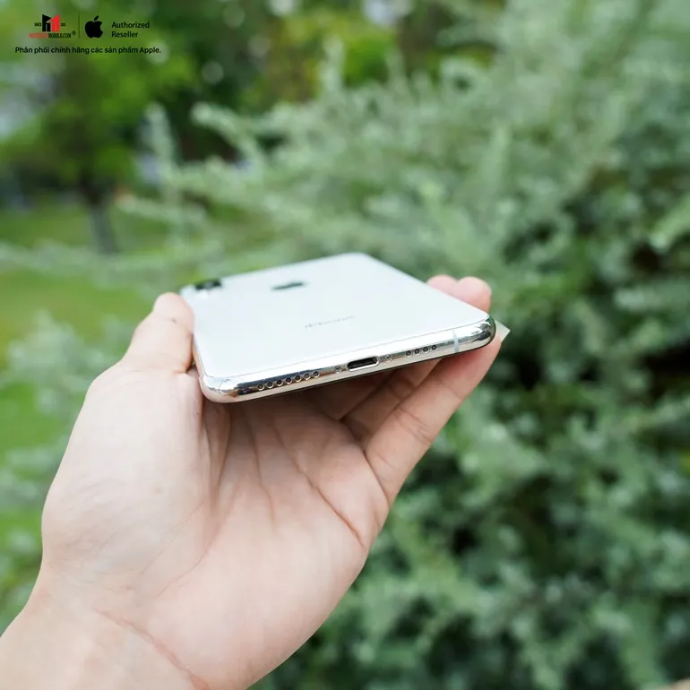 Năm 2025 rồi, iPhone Xs có còn đáng mua?