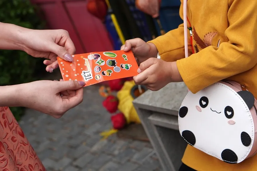 Mẹo trả lời các câu hỏi khó dịp Tết