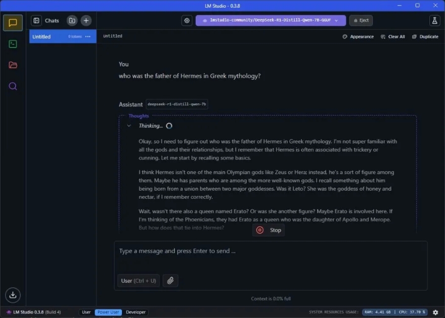 Cách chạy DeepSeek R1 cục bộ trên PC và Mac