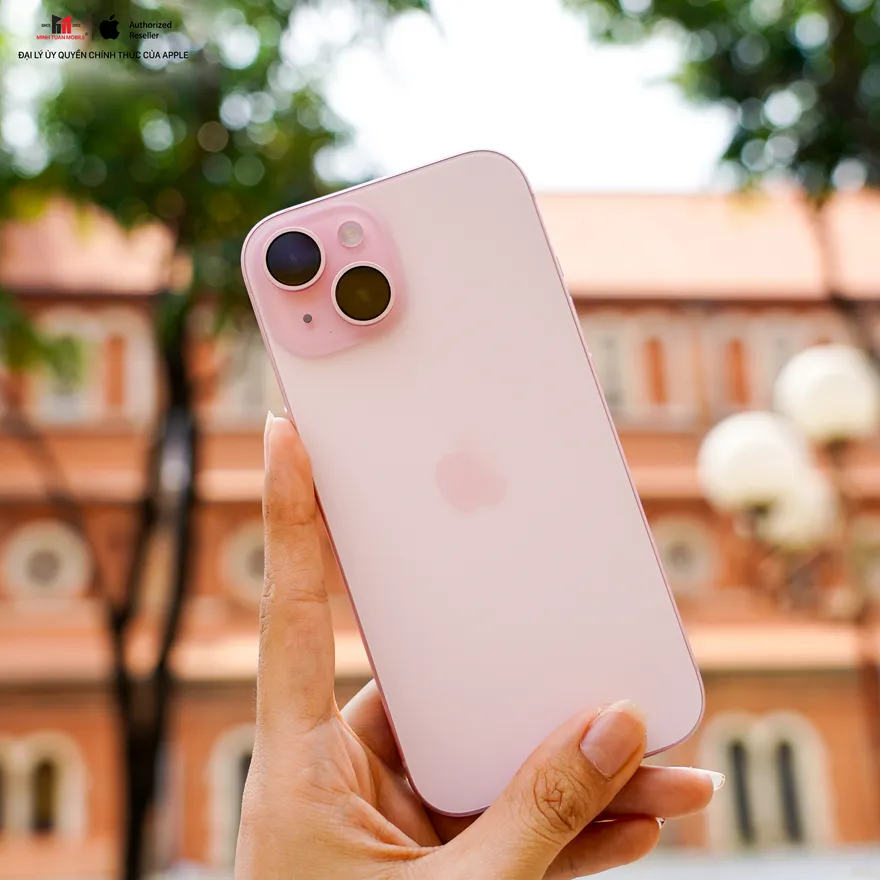 Tại sao iPhone 15 màu hồng là quà Valentine hoàn hảo 2025?