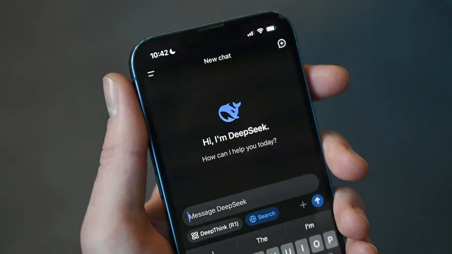 Người dùng iPhone được khuyến cáo gỡ ứng dụng DeepSeek