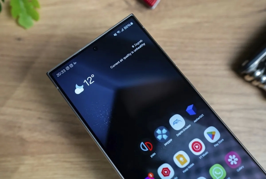 One UI 7 trễ hẹn, người dùng Galaxy S phải chờ đến tháng 4