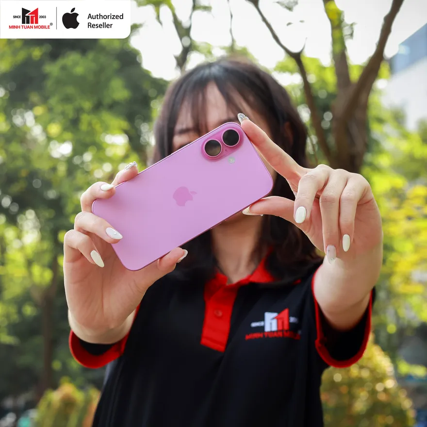 Top 4 điện thoại thích hợp làm quà cho phái nữ dịp 8/3