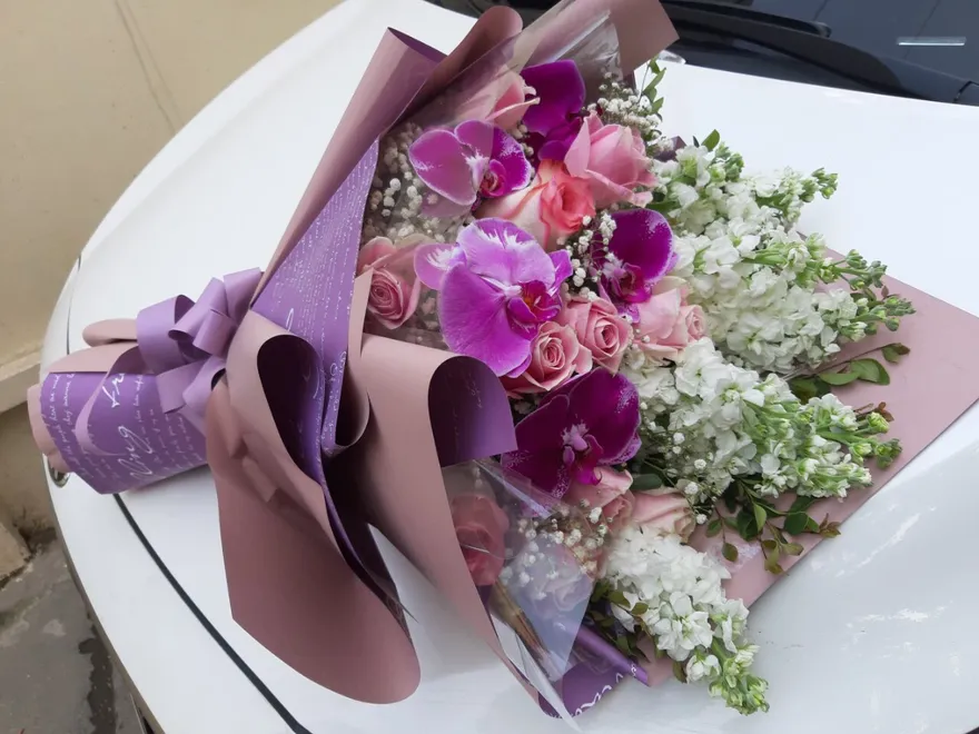 8 tháng 3 nên tặng hoa gì cho phái nữ?