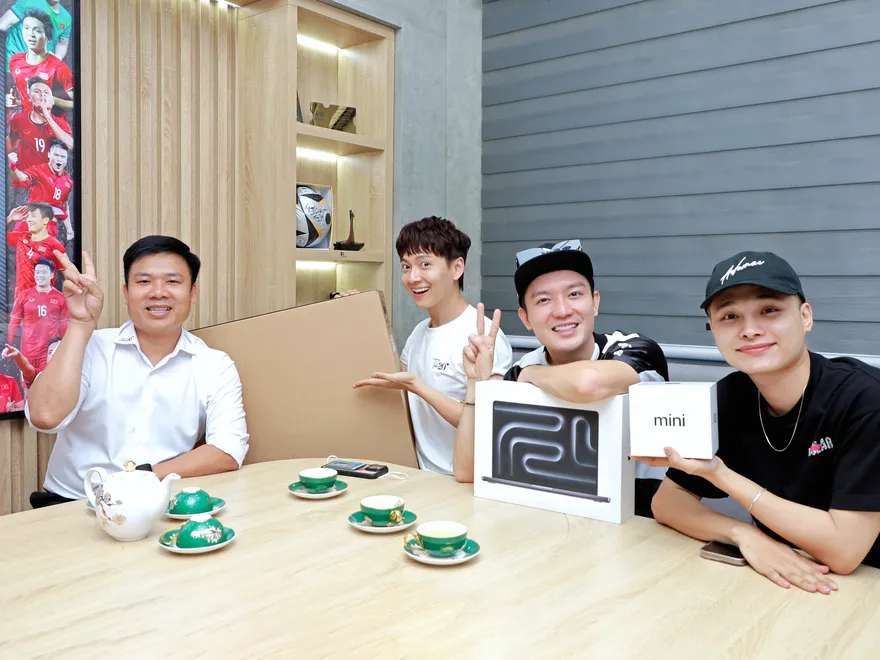 Ngô Kiến Huy mua iMac M4 tại Minh Tuấn Mobile