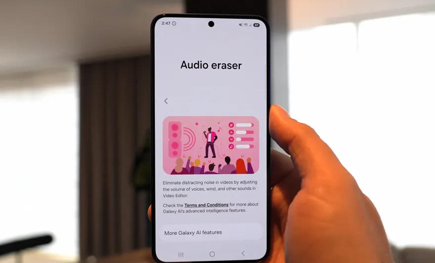 Thiết bị Galaxy nào có Audio Eraser với One UI 7