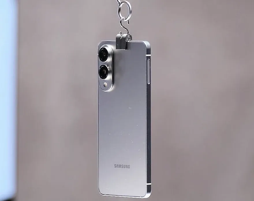 Galaxy S25 Edge 'mạnh' ngang ngửa Galaxy S25 Ultra