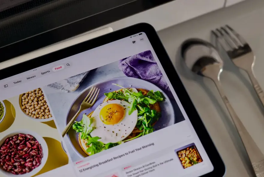 Những iPhone nào nên cập nhật iOS 18.4 RC?
