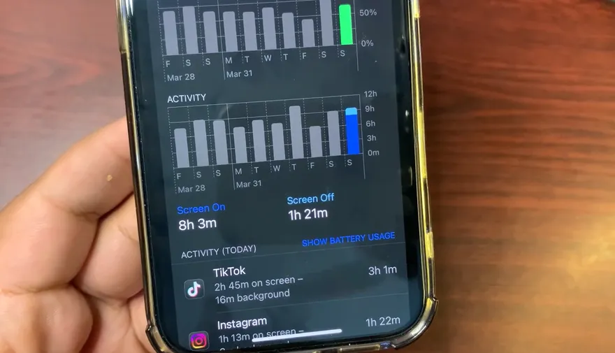 Đánh giá thời lượng pin của iOS 18.4 sau một tuần
