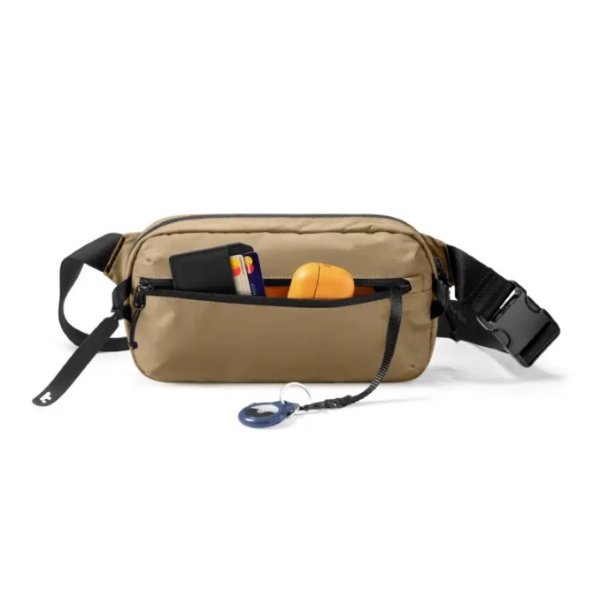 Túi đeo chéo Fashion Tomtoc Aviator-T33 Chest Bag 2.5L