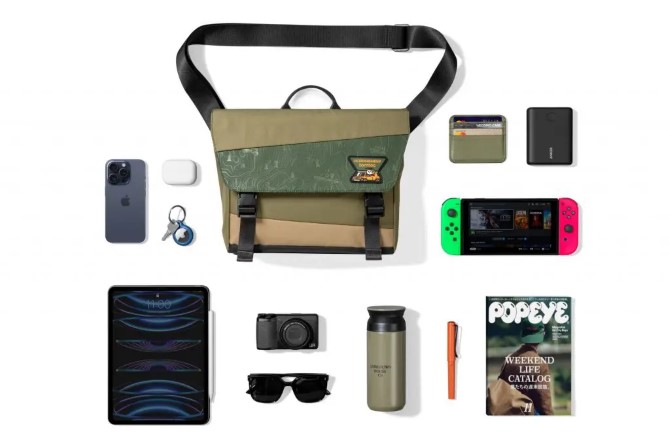 Túi đeo chéo Tomtoc Slash Shoulder Bag