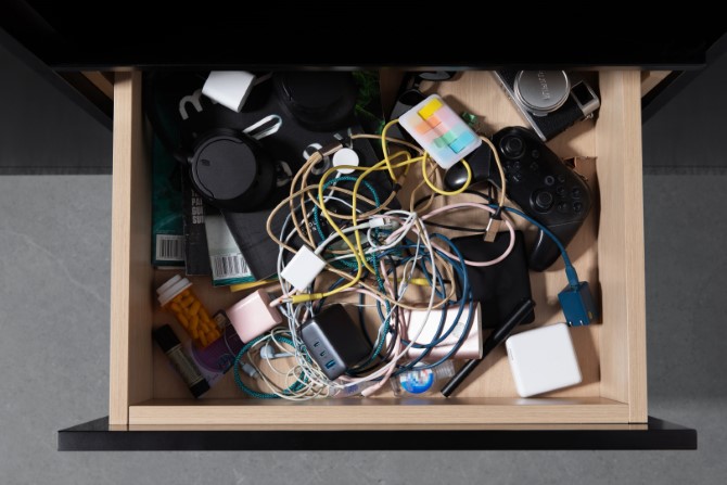 Túi đựng phụ kiện quốc dân Tomtoc Light-T12 Electronic Accessory Pouch 1L