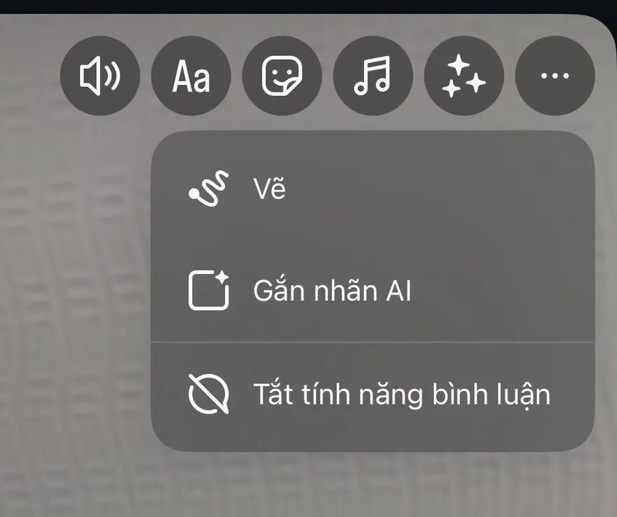 Instagram bỏ tính năng lưu Story khiến người dùng 
