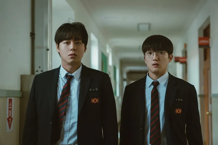 Weak Hero Class 2: Nội dung và lịch chiếu chi tiết