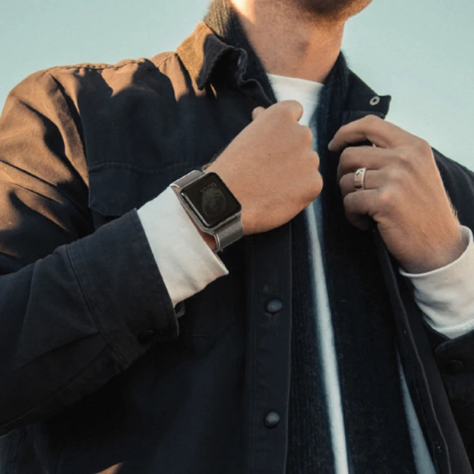 Dây đeo Apple Watch 38/40/41 mm UNIQ Dante Milan Mesh Steel Strap