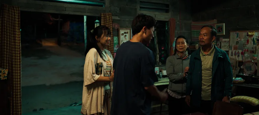 Nội dung, lịch chiếu phim Lật Mặt 8: Vòng Tay Nắng