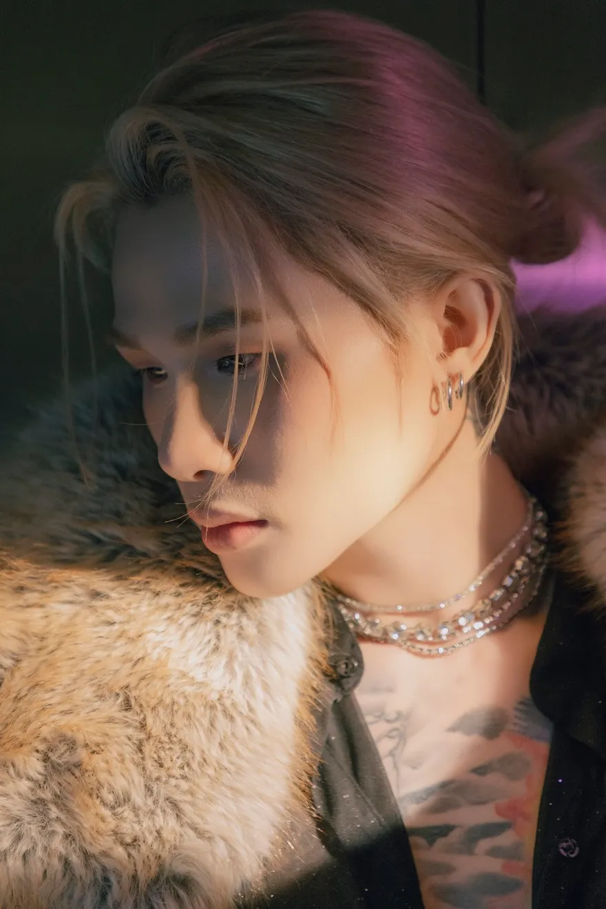 Lời bài hát 01 Ngoại Lệ - J97 đầy đủ, chi tiết