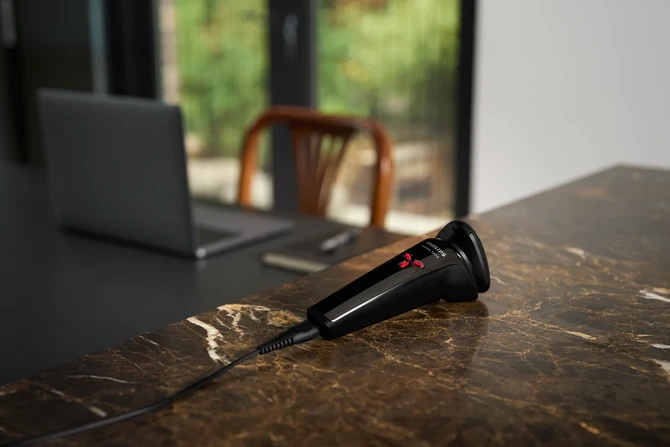 Máy cạo râu khô và ướt Philips S1103/02