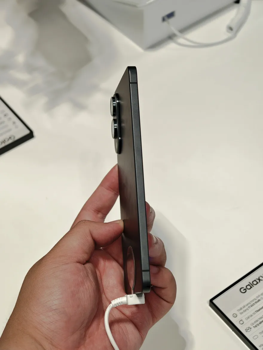 Những ai nên mua Galaxy S25 Edge?