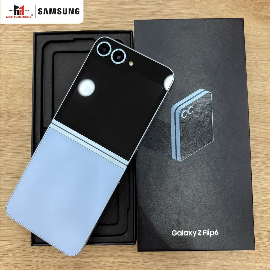 6 điều cần biết trước khi mua điện thoại màn hình gập