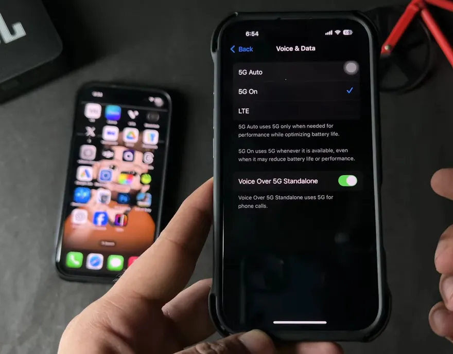 Đánh giá iOS 18.5 trên iPhone 15 và iPhone 16