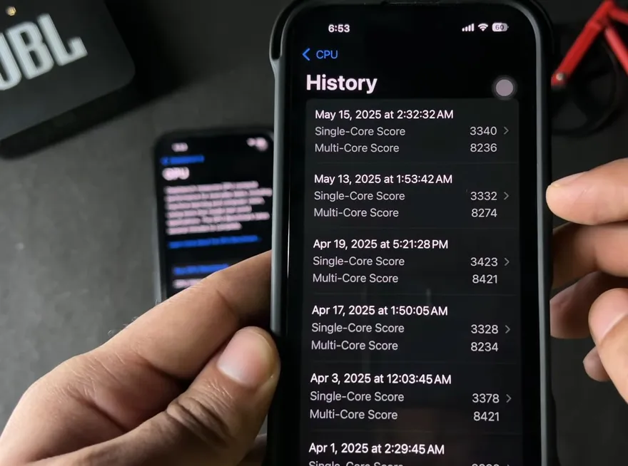 Đánh giá iOS 18.5 trên iPhone 15 và iPhone 16