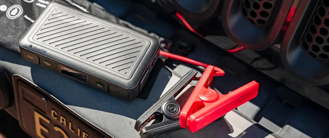 Bộ sạc kích bình Mophie GO Rugged AIR 55.5Wh/1200Amps