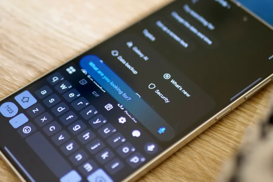 One UI 7 gặp lỗi hao pin khiến người dùng thất vọng