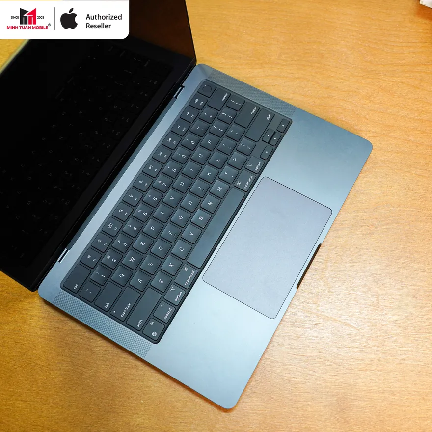 So sánh MacBook Air M4 và MacBook Pro M4 sau 2 tháng