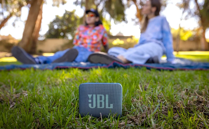 Loa Bluetooth JBL GO Essential 2