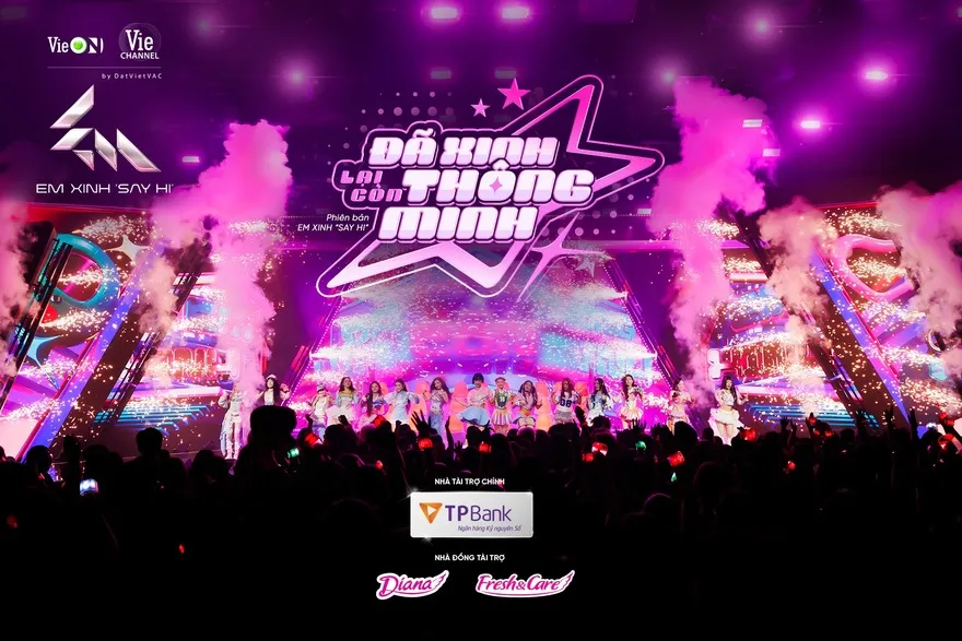 Lời bài hát Đã Xinh Lại Còn Thông Minh - Liên quân 1 Em Xinh Say Hi