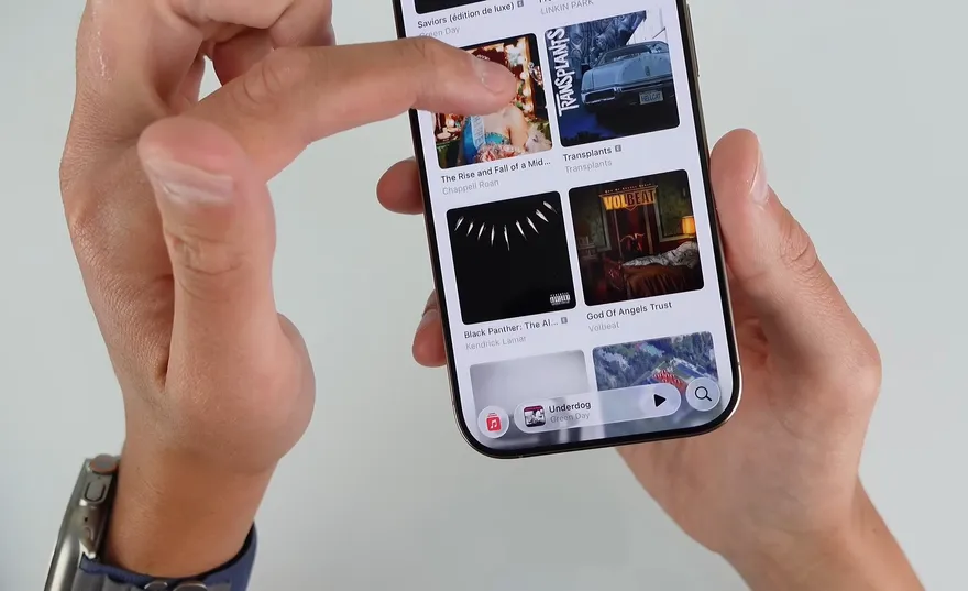 Đánh giá nhanh iOS 26 Beta 1: Đột phá trong thiết kế