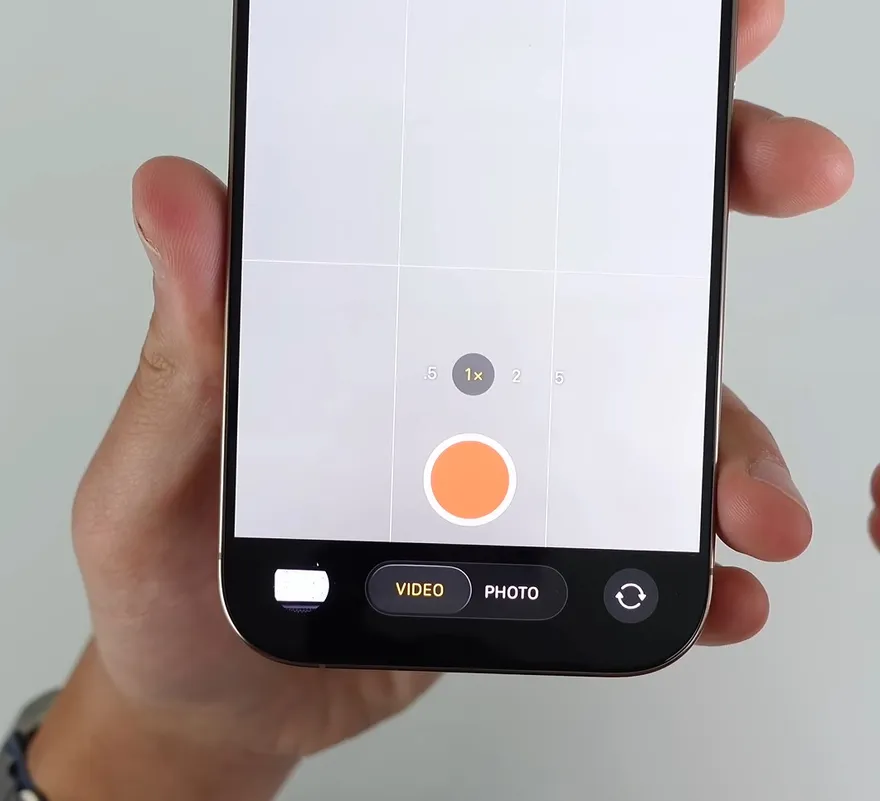 Đánh giá nhanh iOS 26 Beta 1: Đột phá trong thiết kế