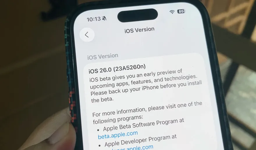 Đánh giá thời lượng pin iOS 26 Beta 1 sau một ngày sử dụng