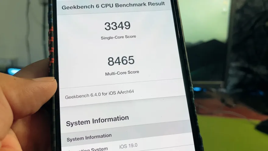 Đánh giá thời lượng pin iOS 26 Beta 1 sau một ngày sử dụng
